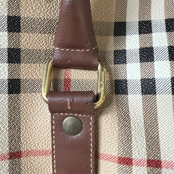 Vintage Buryberry’s Burberry Vintage Nova Check Haymarket Travel Duffle plaid - Picture 6 of 17